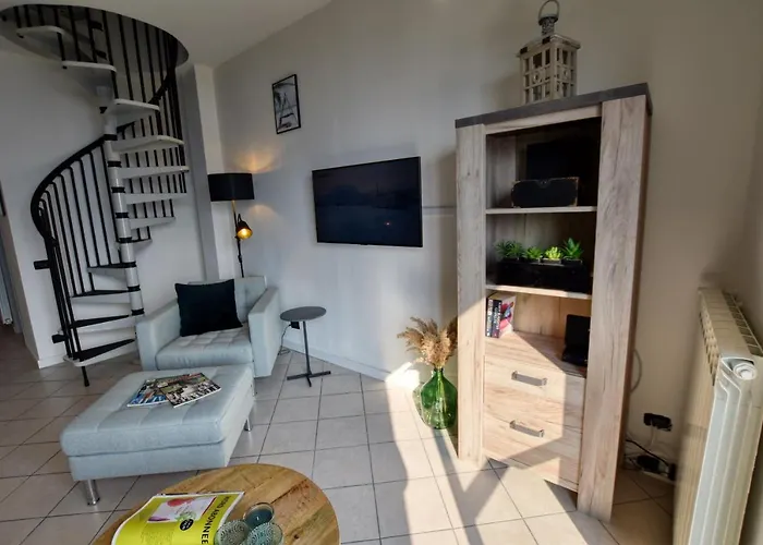 Casa Con Vista Airconditioned 2-bedroom * Acquaseria