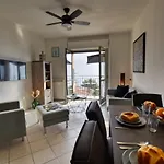 Casa Con Vista Airconditioned 2-bedroom * Acquaseria